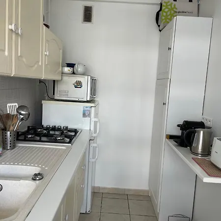 Nicestudio With Air Conditioning Minimum 7 Nights * أنتيب